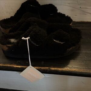 Papillio Womens Black Fuzzy Slippers